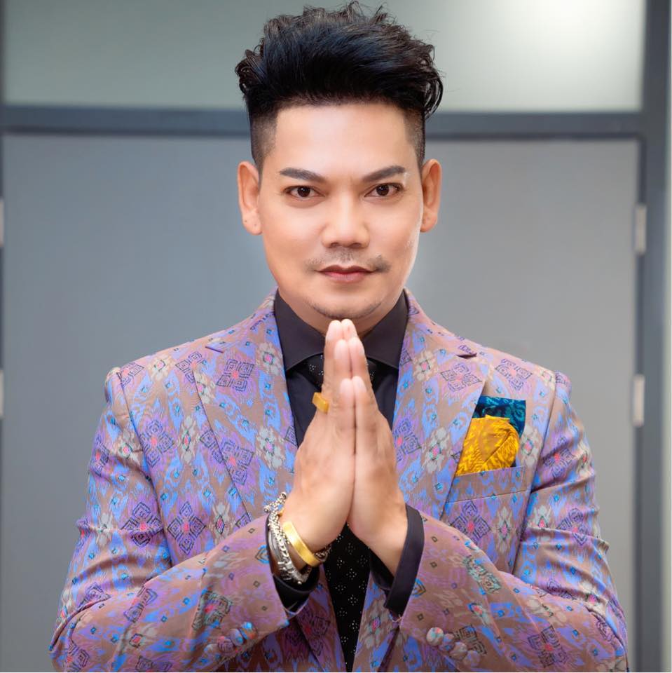 នាវាចម្បាំង​របស់​កងទ័ពជើងទឹក​សហរដ្ឋអាមេរិក USS Savannah បាន​មក​ដល់​កម្ពុជា កាលពី​ថ្ងៃ​ចន្ទ ដែល​ជា​ដំណើរ​ទស្សនកិច្ច​លើក​ដំបូង ក្នុង​រយៈពេល​៨​ឆ្នាំ ដោយ​ផ្តល់​ជា​សញ្ញា​មួយ​នៃ​ការ​ប្រែប្រួល​ជា​វិជ្ជមាន​នៃ​ទំនាក់ទំនង​រវាង​កម្ពុជា និង​អា​មេ​រិ​ក